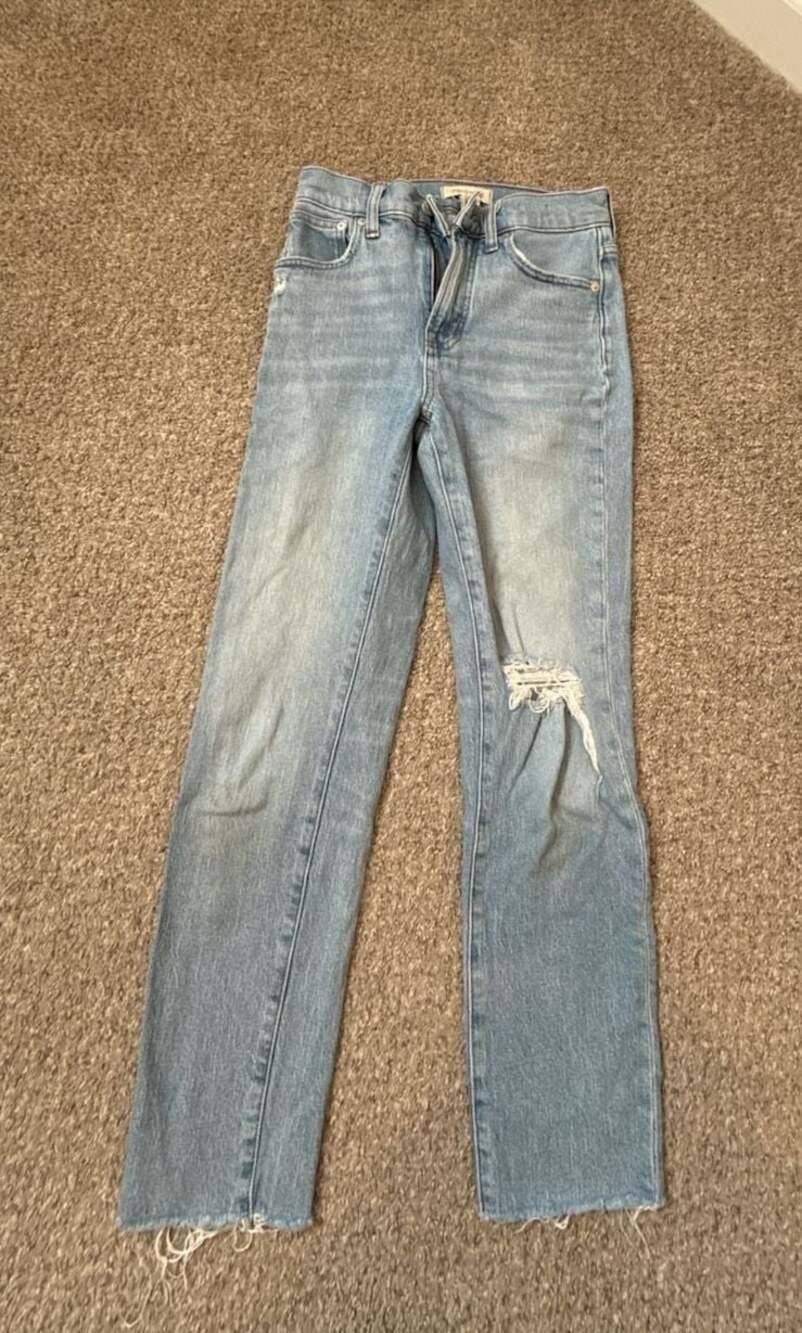 Madewell The Perfect Vintage Jean Size 24 Distressed Raw Hem
